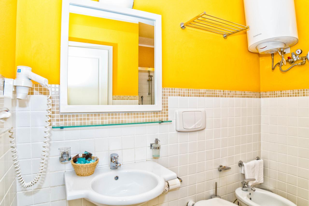 Residence Villa Livia サン·ヴィンチェンツォ エクステリア 写真
