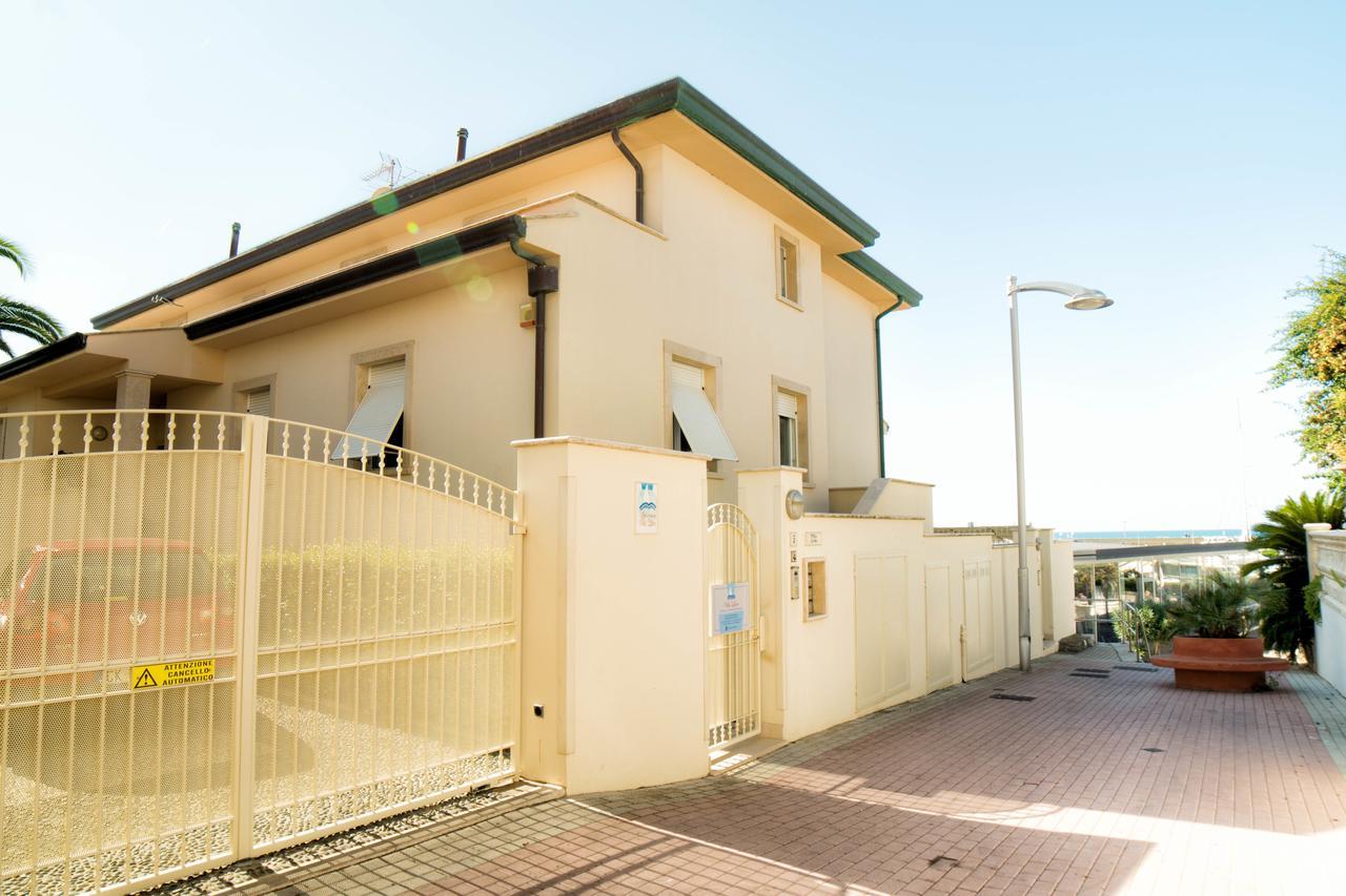 Residence Villa Livia サン·ヴィンチェンツォ エクステリア 写真